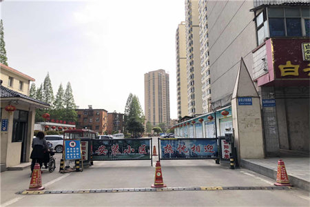 泰安市泰山新湖绿园2室2厅1卫全款96万91m2出售